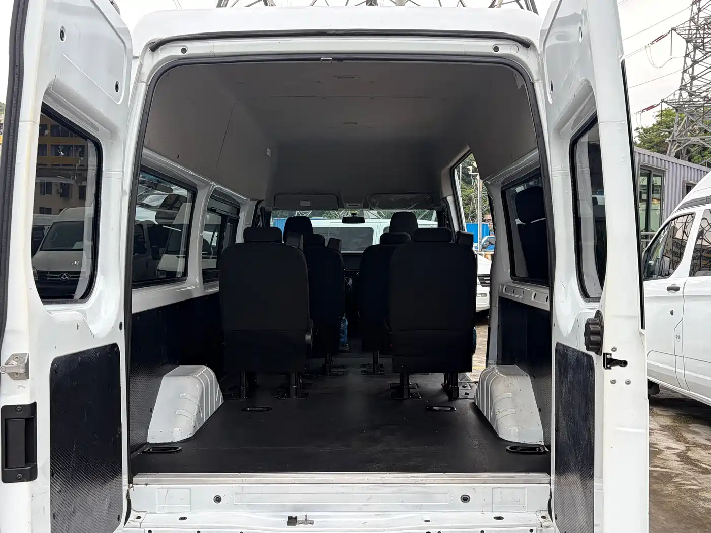 Jiangling JMC Fushun 2023 2023 2.0T Manual Medium Wheelbase Medium Roof Commercial Multi-Purpose Vehicle 6-Seater