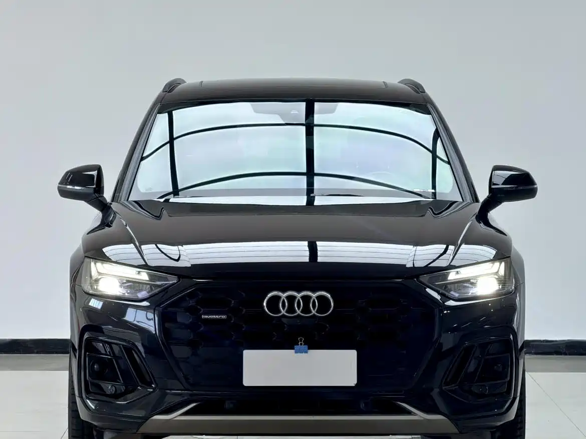 Audi Q5L 2022 40T Luxury Dynamic фото 2