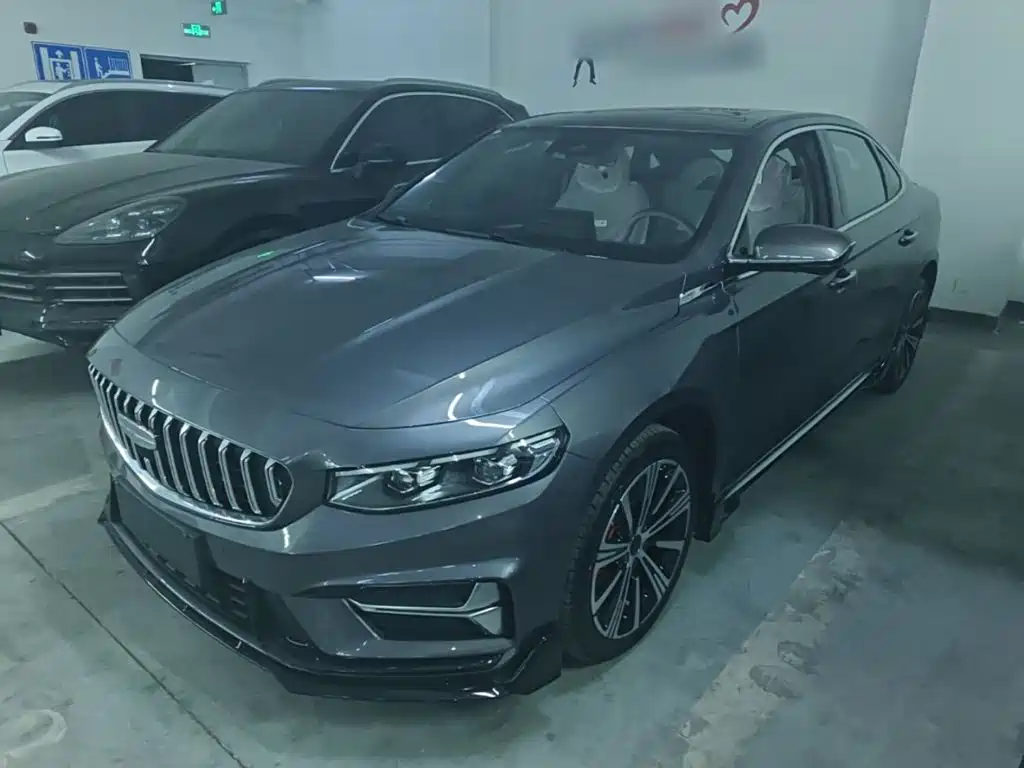Фото 2 - Geely Preface