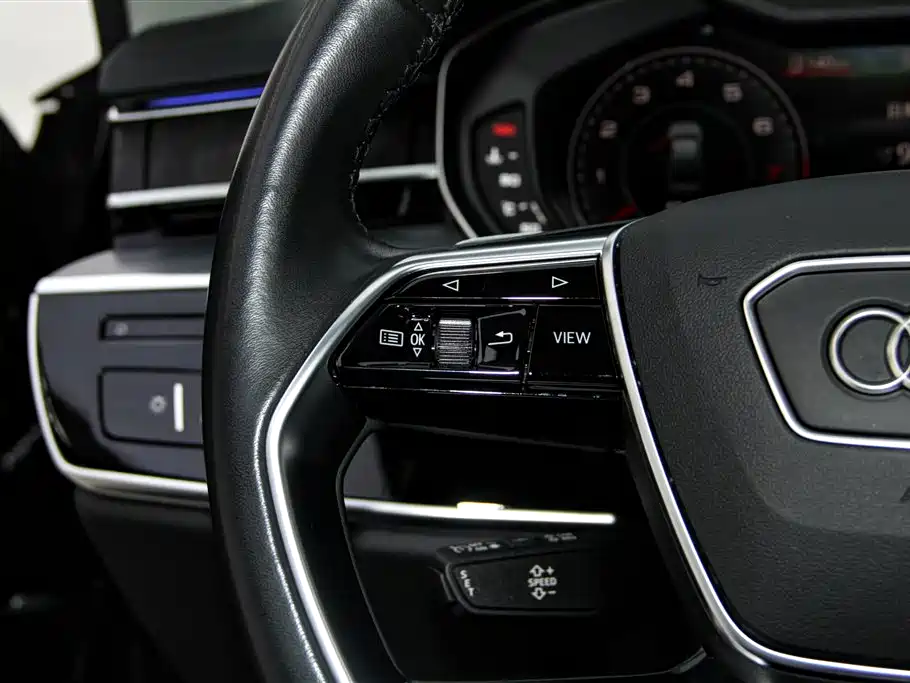 Audi A8 2024 Model A8L 45 TFSI quattro Luxury фото 15