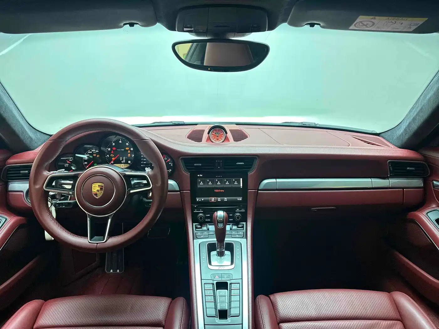 Porsche 911 2016 Carrera 3.0T фото 20