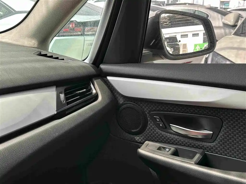 BMW 2 Series Touring 2016 2016 218i Fashion Model