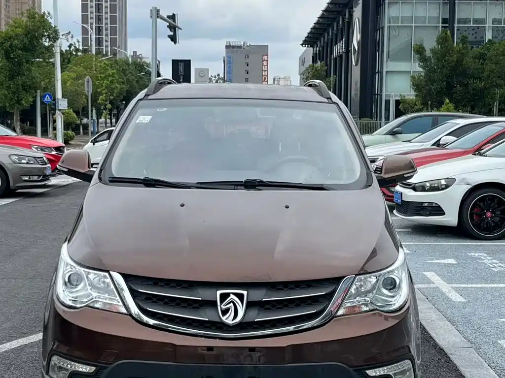 Фото 3 - Baojun 730