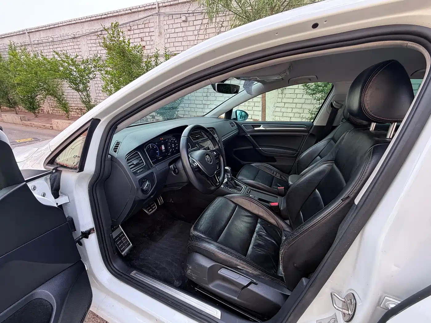 Volkswagen Golf New Energy(Imported) 2018 e-Golf фото 7