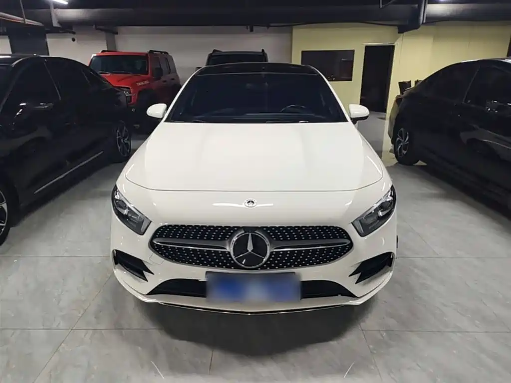 MERCEDES-BENZ CLASS A