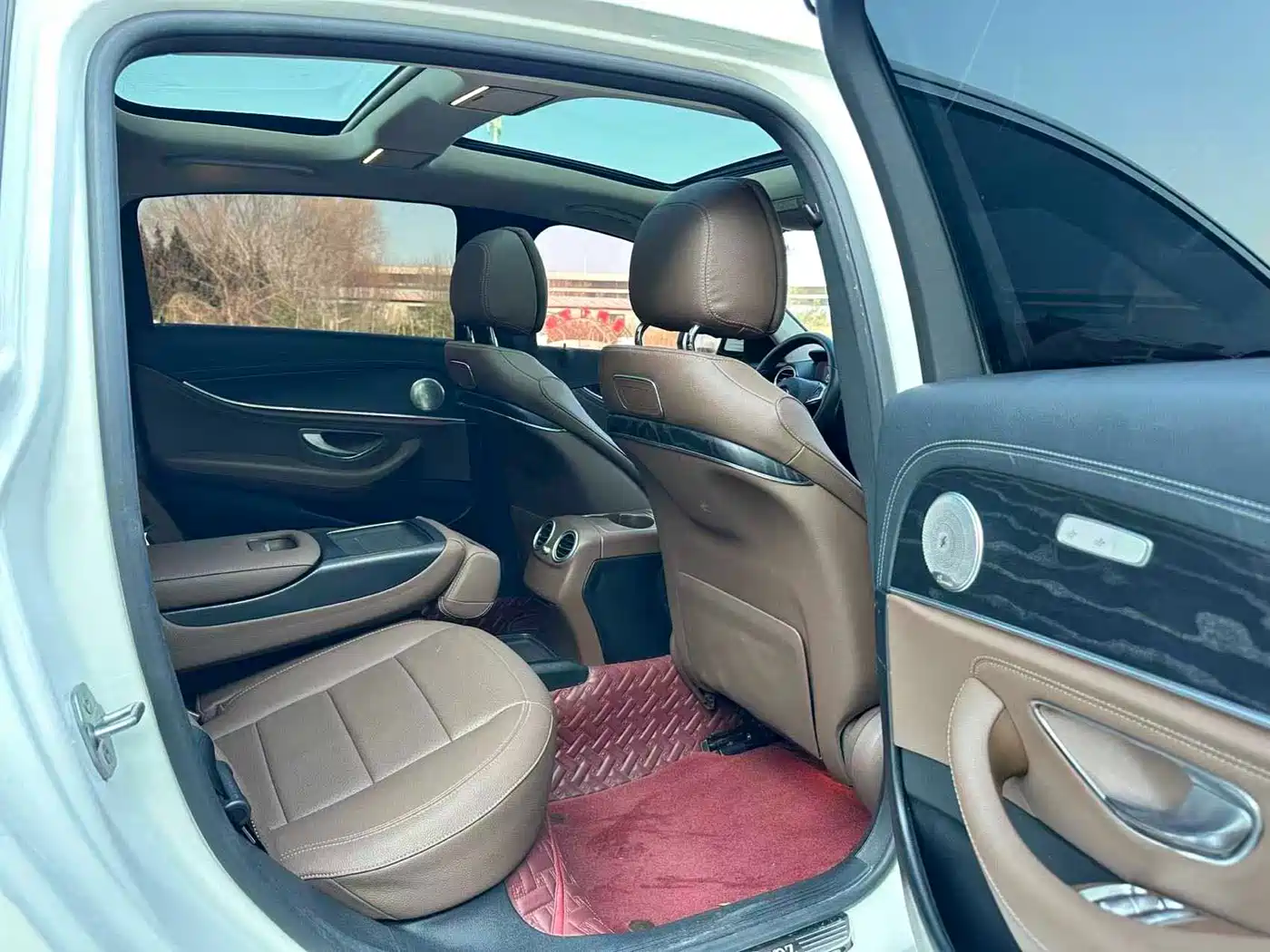 Mercedes-Benz E-Class 2018 Facelift E 200 L Sport фото 6