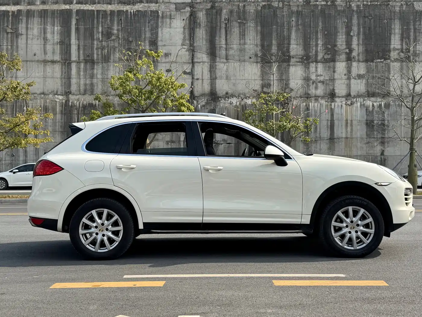 Porsche Cayenne 2011 Cayenne 3.0T фото 14