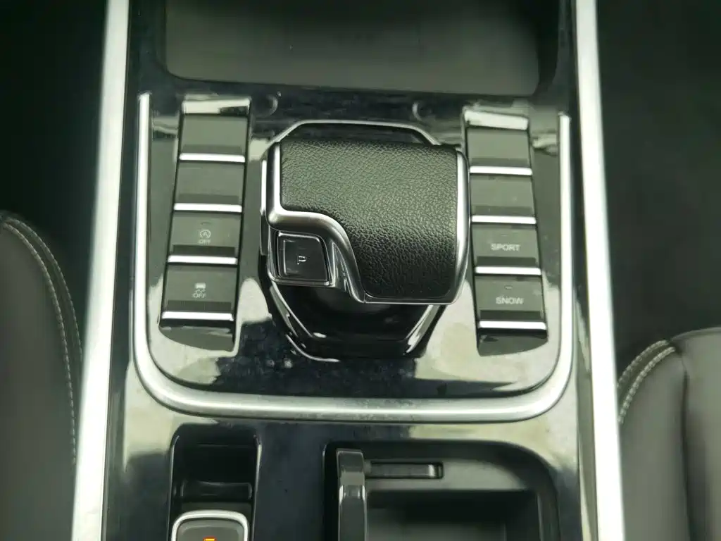 Isuzu mu-X Ranger 2024 2022 2.0T Gasoline Automatic 4WD Joy Version 5-Seater