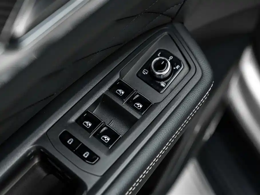 Volkswagen Teramont 2019 Model Teramont X 380TSI 4WD Prestige Luxury Edition фото 17