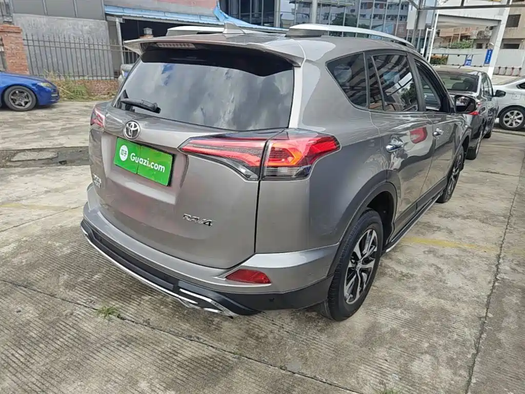 Toyota RAV4 Rongfang 2019 2.0L CVT 2WD Trend Edition China VI фото 7