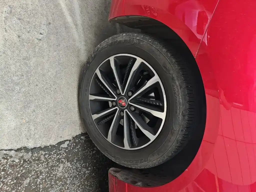 Photo 23 - Roewe i5