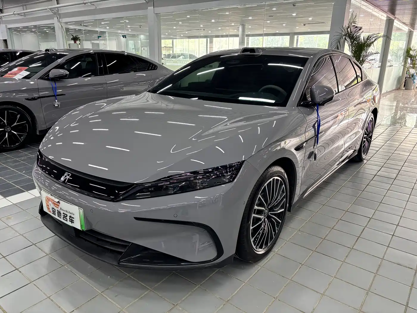 BYD Han 2025 DM-i 125KM LiDAR Smart Driving