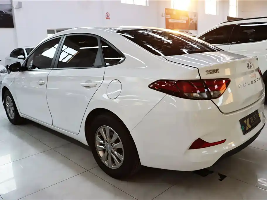 Hyundai Elantra 2018 1.6L Auto Joy GL (China V) фото 7