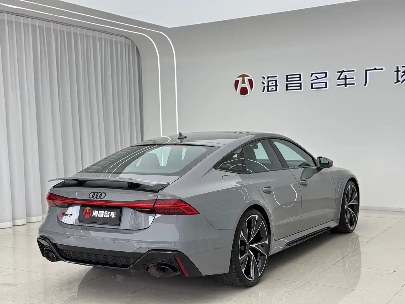AUDI RS7