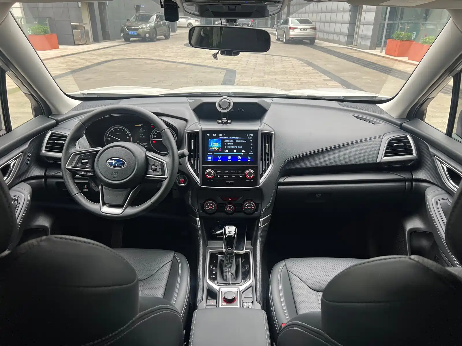 Photo 5 - Subaru Forester