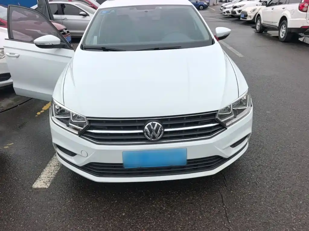 Фото 3 - Volkswagen Bora