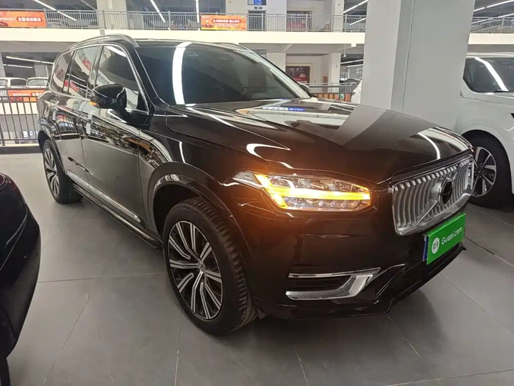 Volvo XC90 2023 2023 B5 Smart Luxury Edition 5-Seater