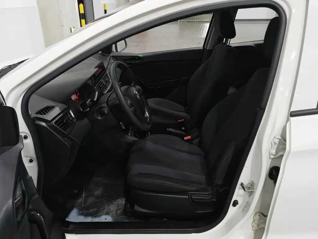 Baojun 310 2017 2016 1.2L Manual Comfort Model