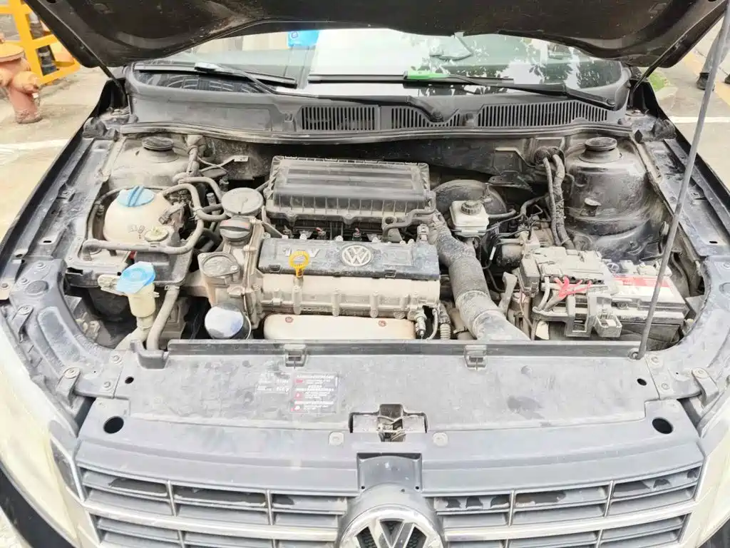 Photo 3 - Volkswagen Lavida