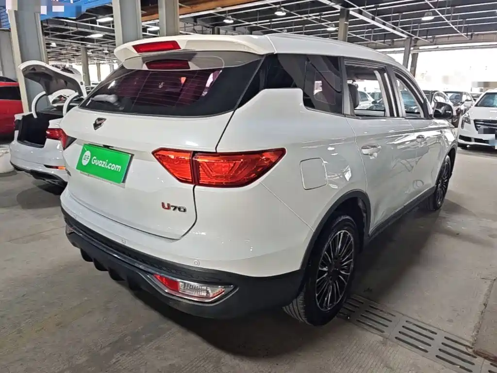 Sinotruk VGV VGV U70 2021 2020 1.5T Auto Smart Luxury 5-seater