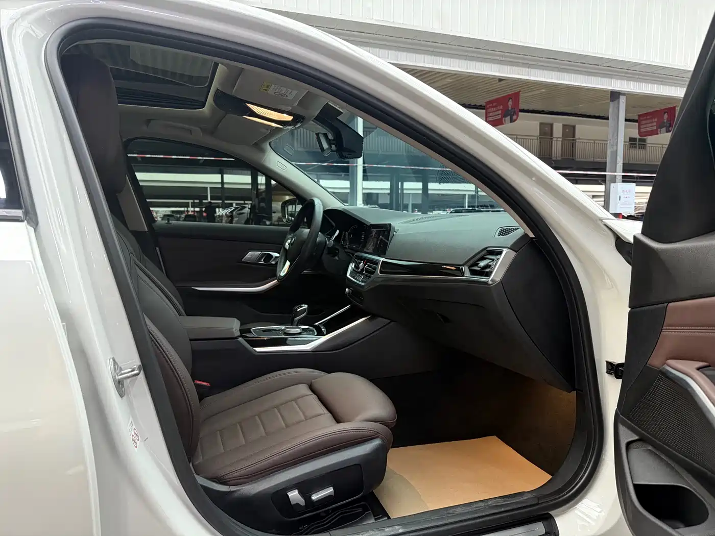 BMW 3 Series 2020 320i Sport Package фото 18