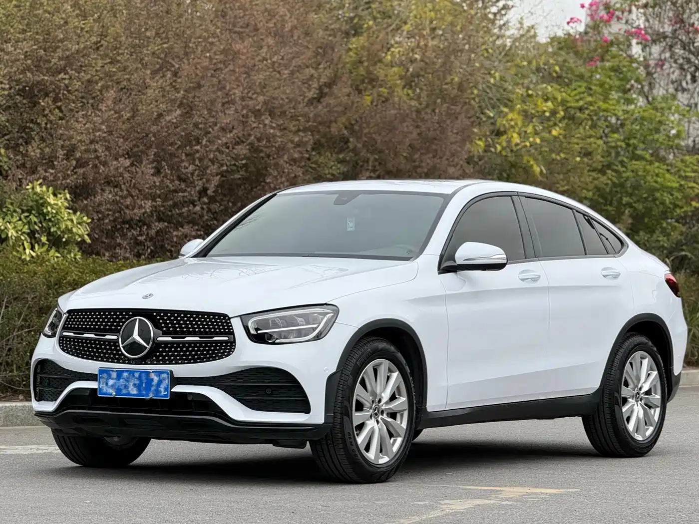 Mercedes-Benz GLC Coupe 2020 GLC 260 4MATIC Coupe SUV