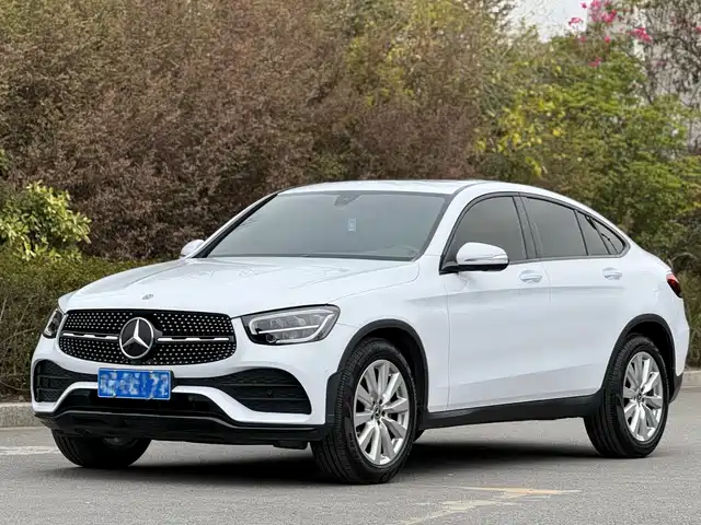 Mercedes-Benz GLC Coupe 2020 GLC 260 4MATIC Coupe SUV
