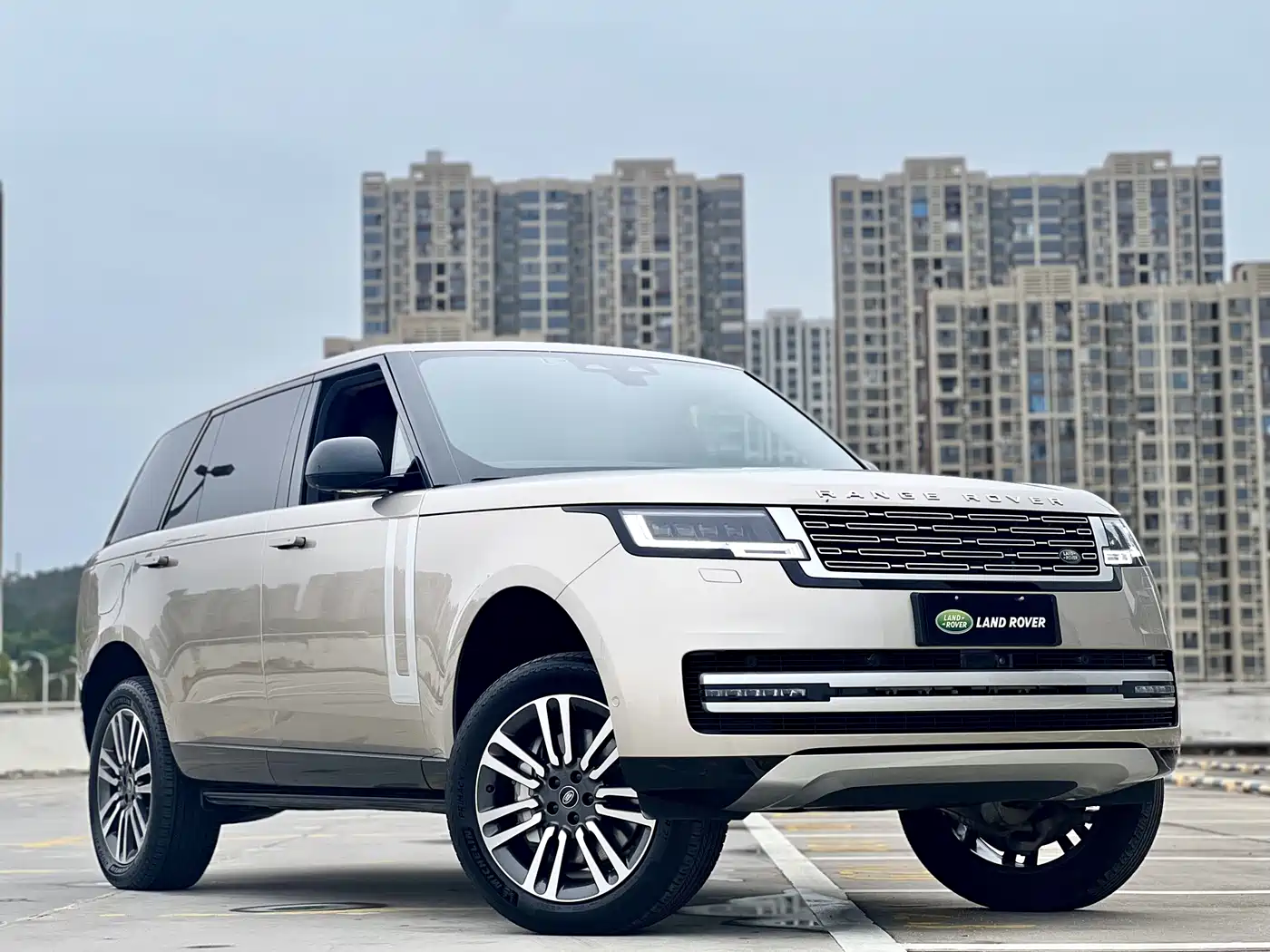  RANGE ROVER