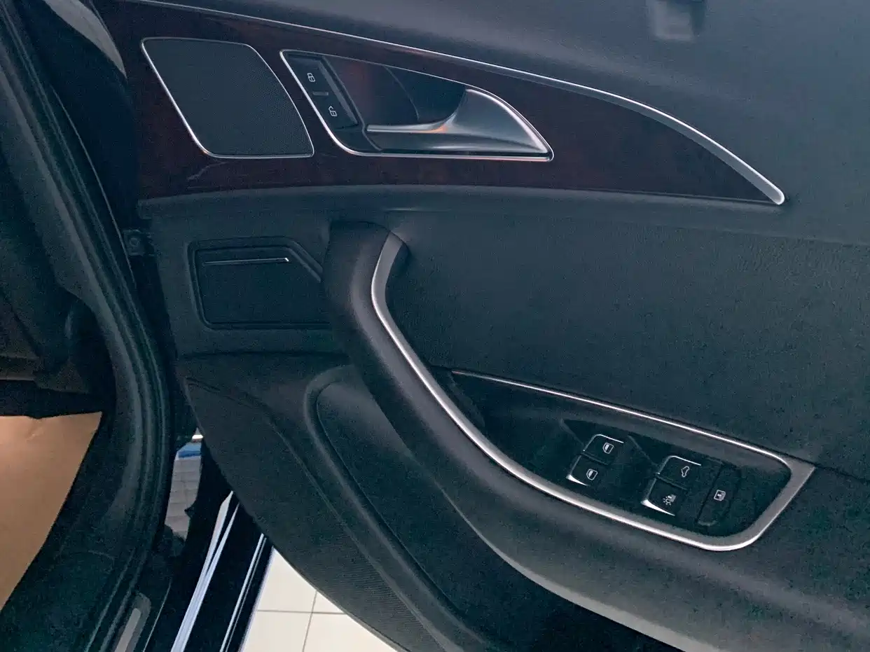 Audi A6L 2015 30 FSI Millionth Anniversary Comfort Enjoyment Type фото 15