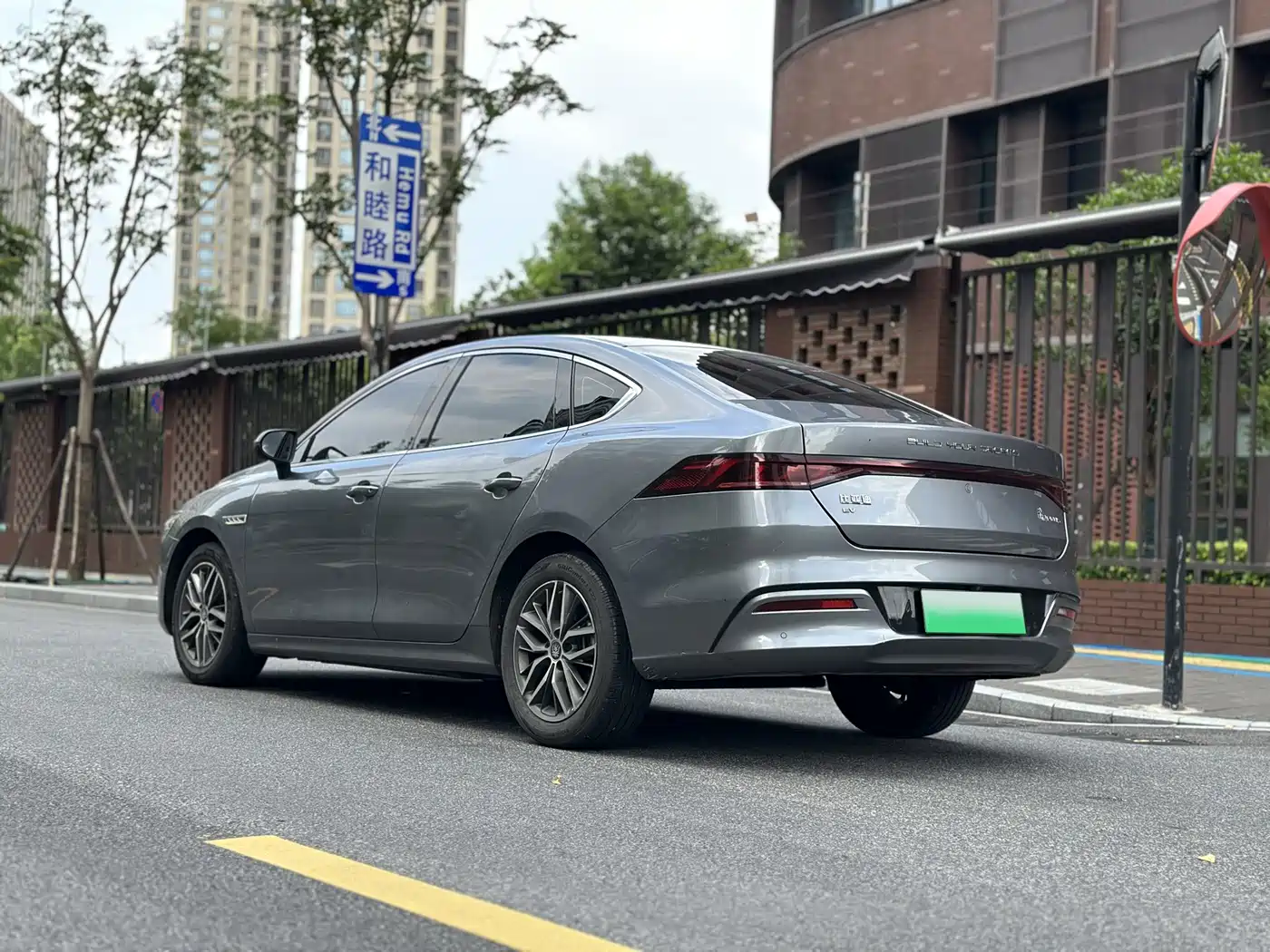 BYD Qin PLUS 2021 2021 EV 500KM Premium Model