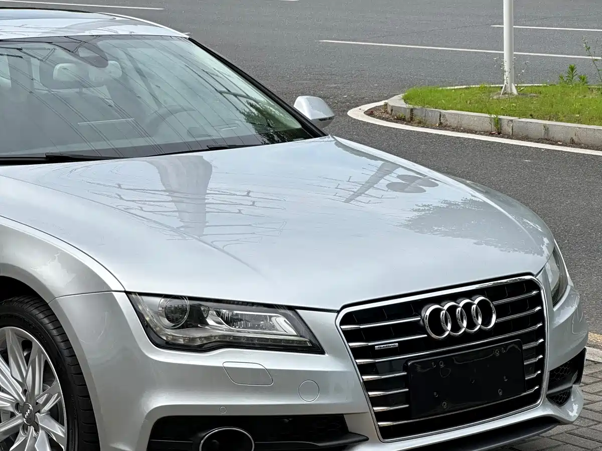 Фото 8 - Audi A7