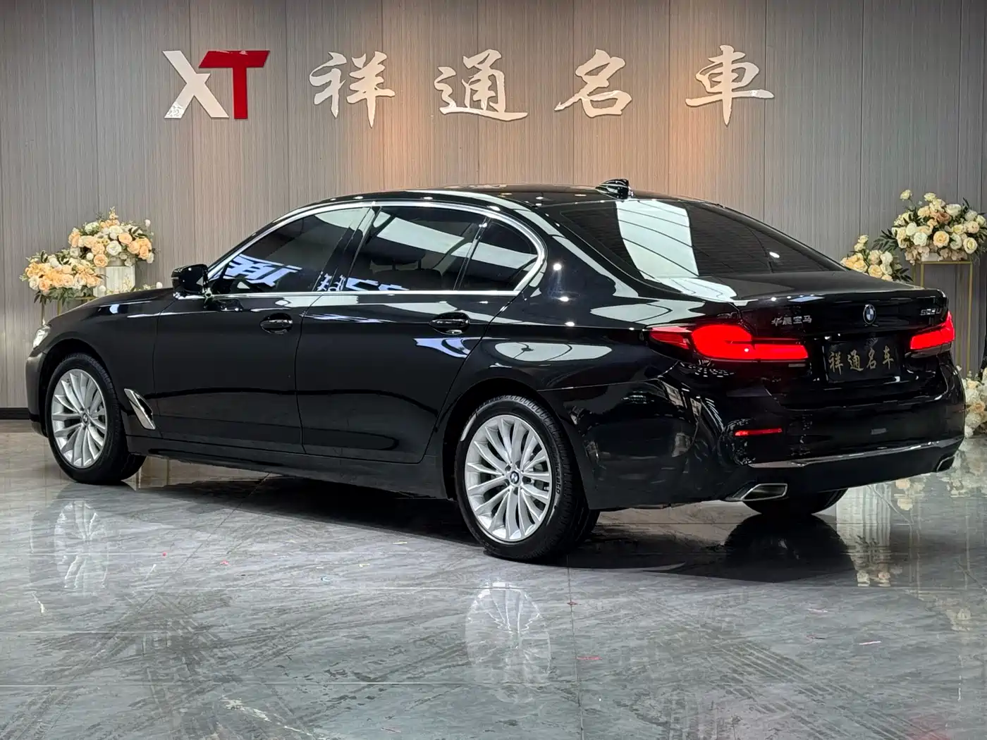 BMW 5 Series 2021 525Li Luxury Package фото 8