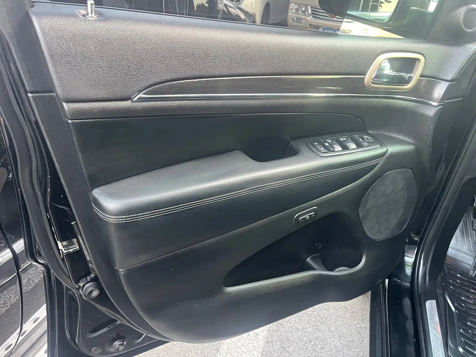 Фото 16 - Jeep Grand Cherokee (Import)