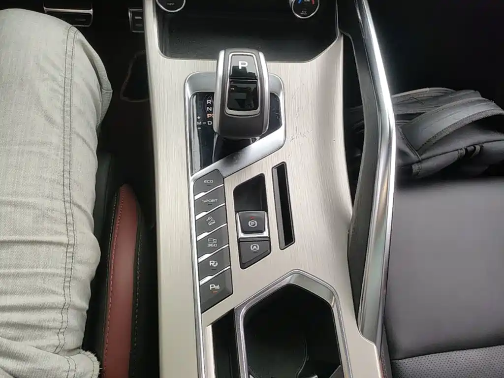 Geely Coolray 2019 2019 Sport 260T DCT Battle China V