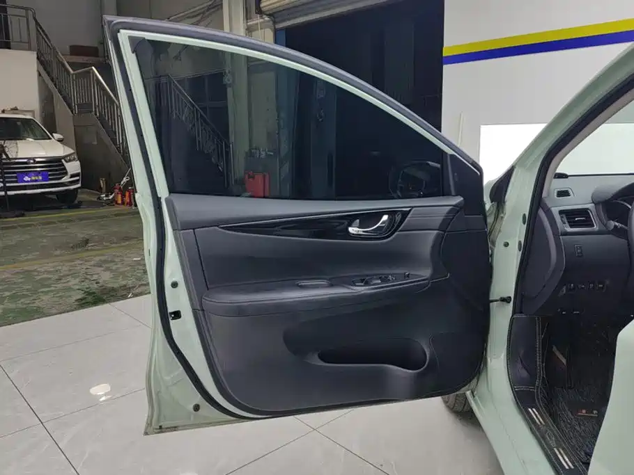 Nissan Tiida 2023 2023 1.6L CVT Smart Drive Edition