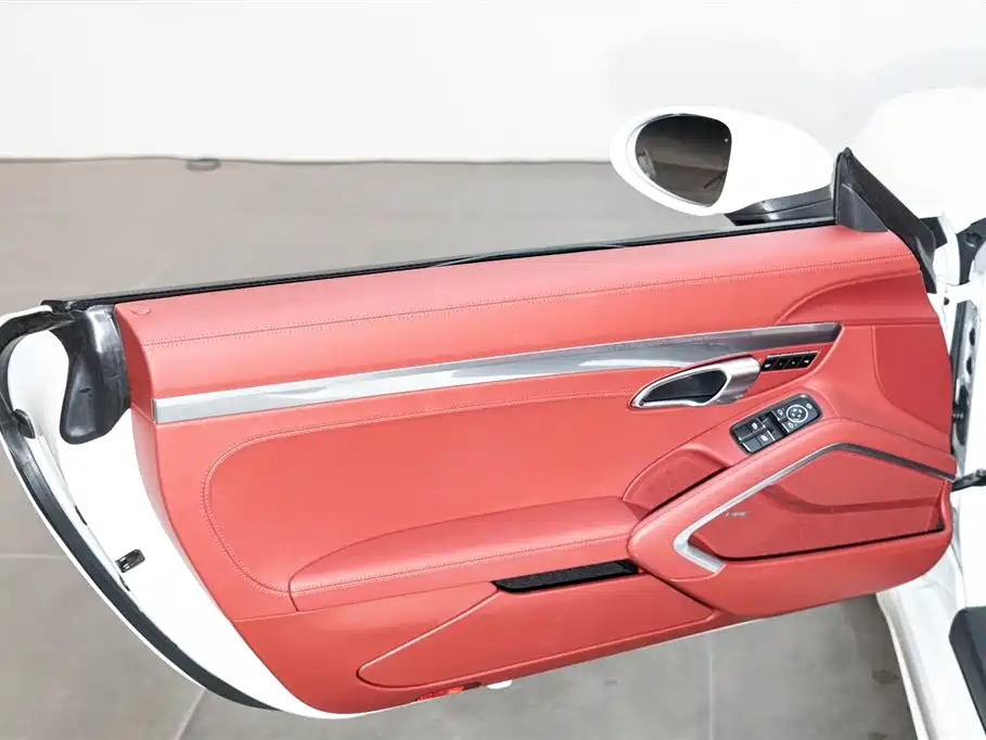 Porsche 718 2022 Boxster 2.0T фото 12
