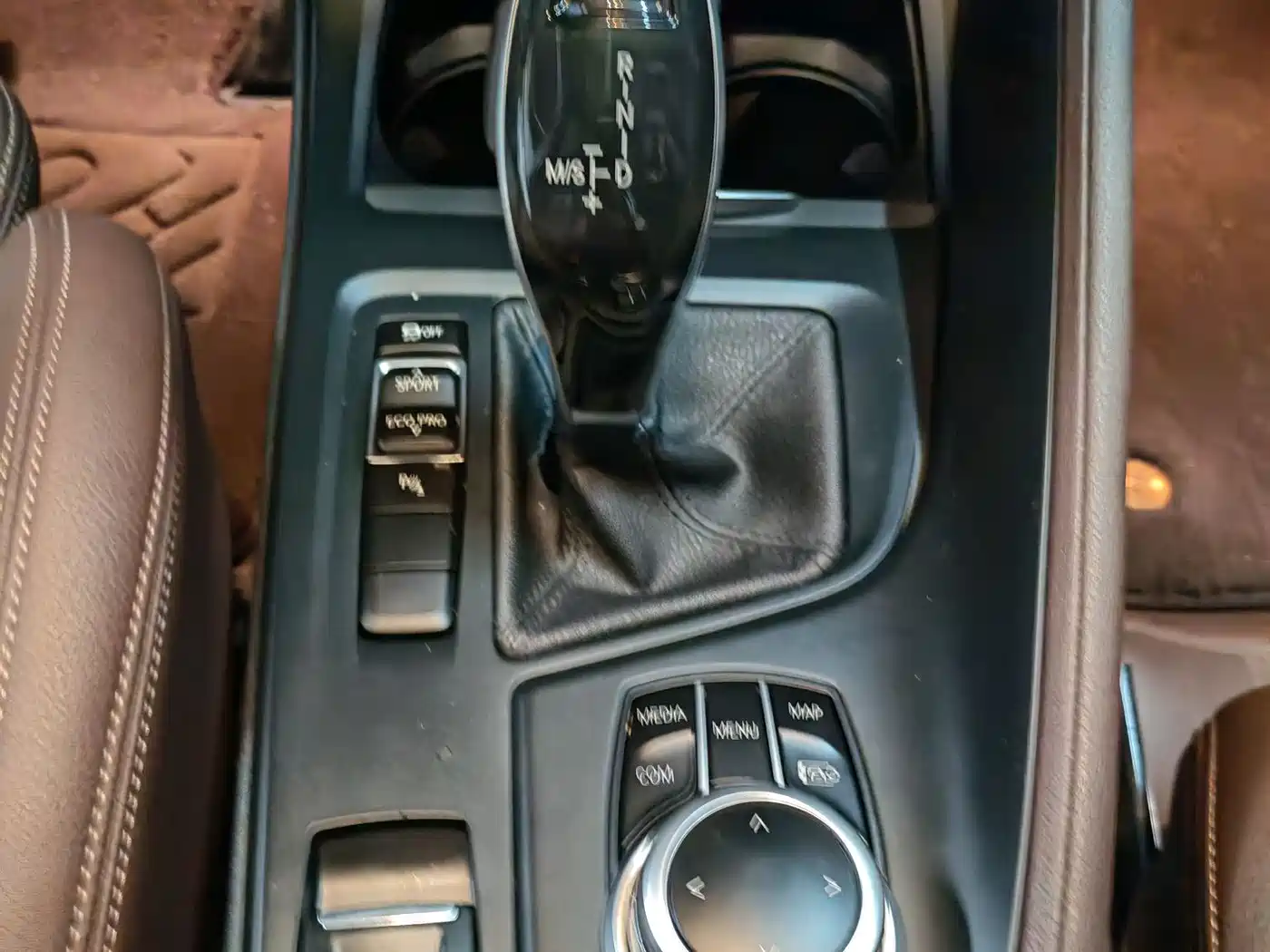 BMW X1 2022 sDrive25Li Leading фото 9