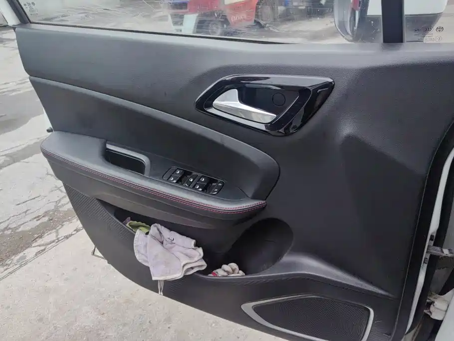 Zhonghua V3 2017 2017 1.5L Manual Elite