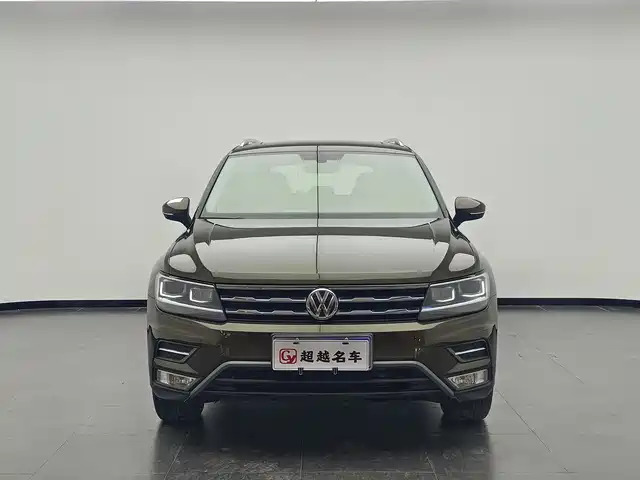 Volkswagen Tiguan L 2018 330TSI Automatic 2WD Luxury Edition — фото 2