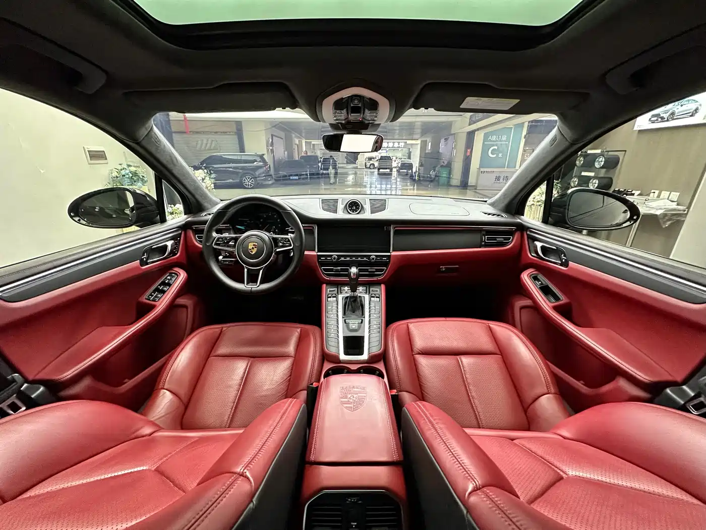 Porsche Macan 2021 Macan 2.0T фото 9