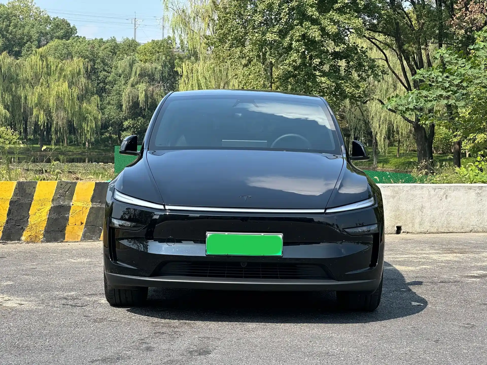 Фото 2 - Tesla Model Y