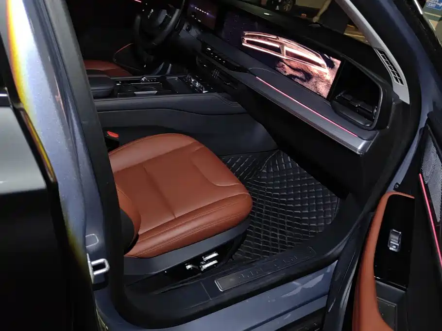 Lincoln Z 2025 2025 2.0T Premium Edition