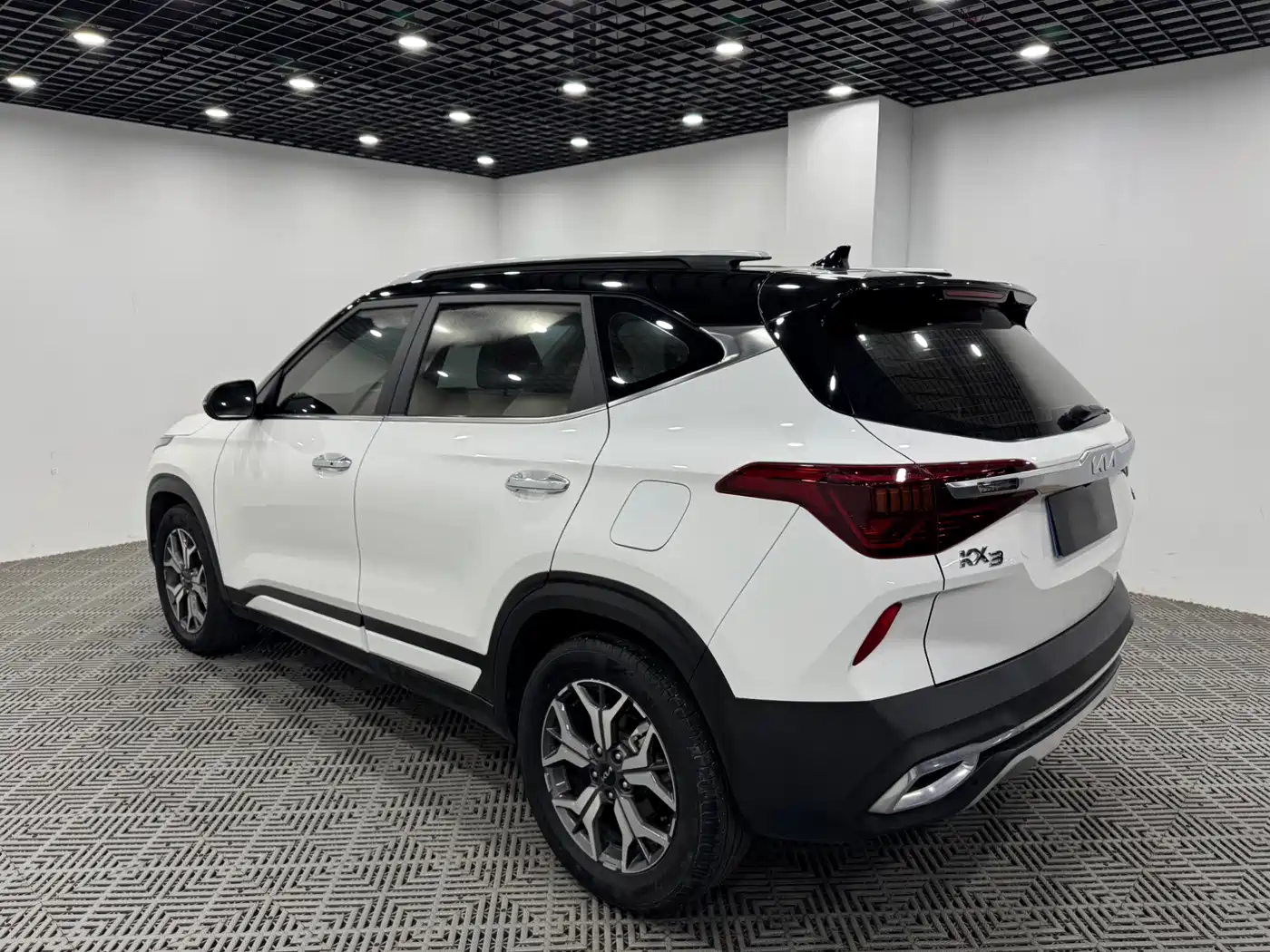 Kia KX3 2022 2021 1.5L CVT Fashion Edition