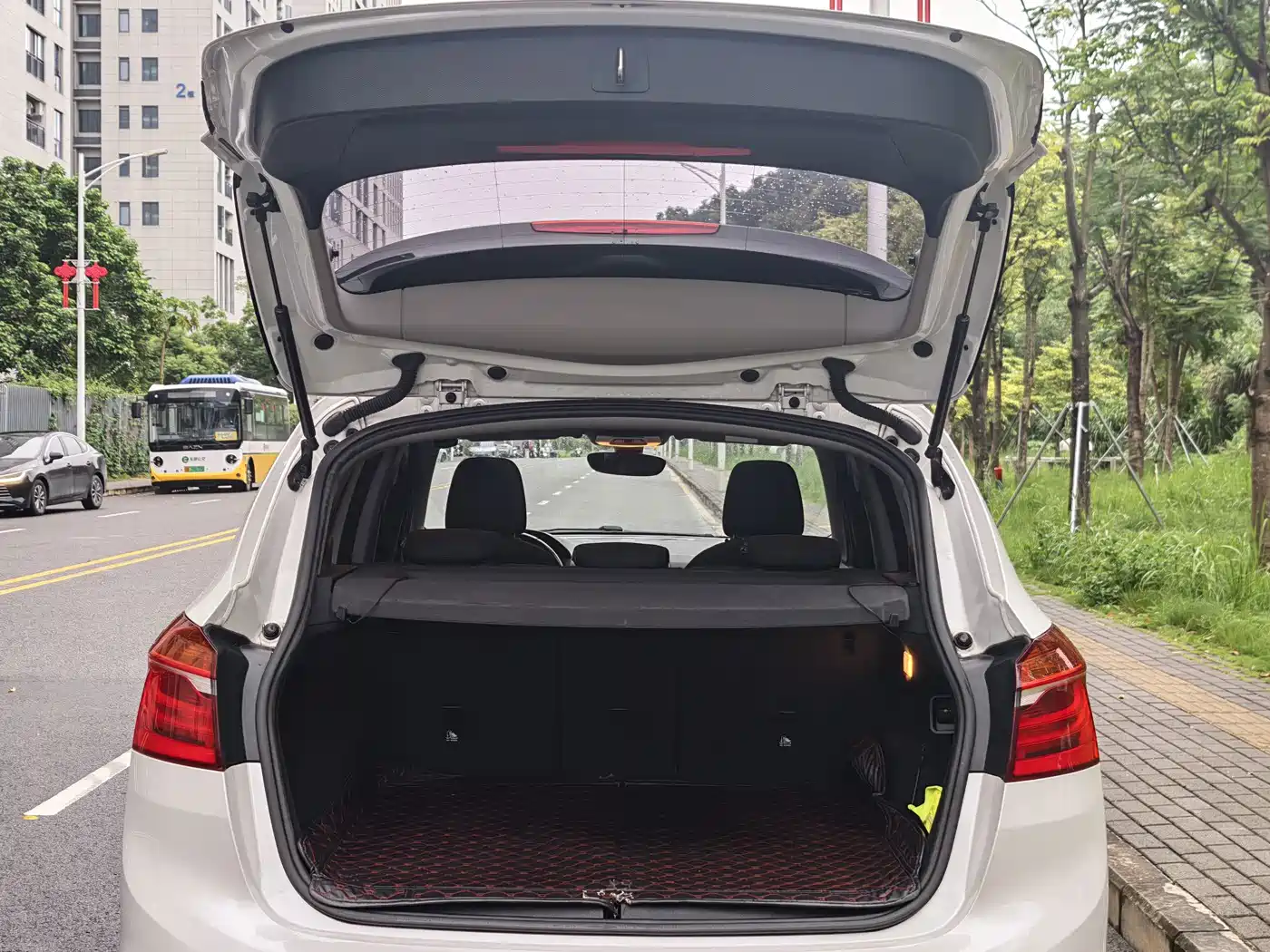 BMW 2 Series Touring 2019 2018 218i Sport Line