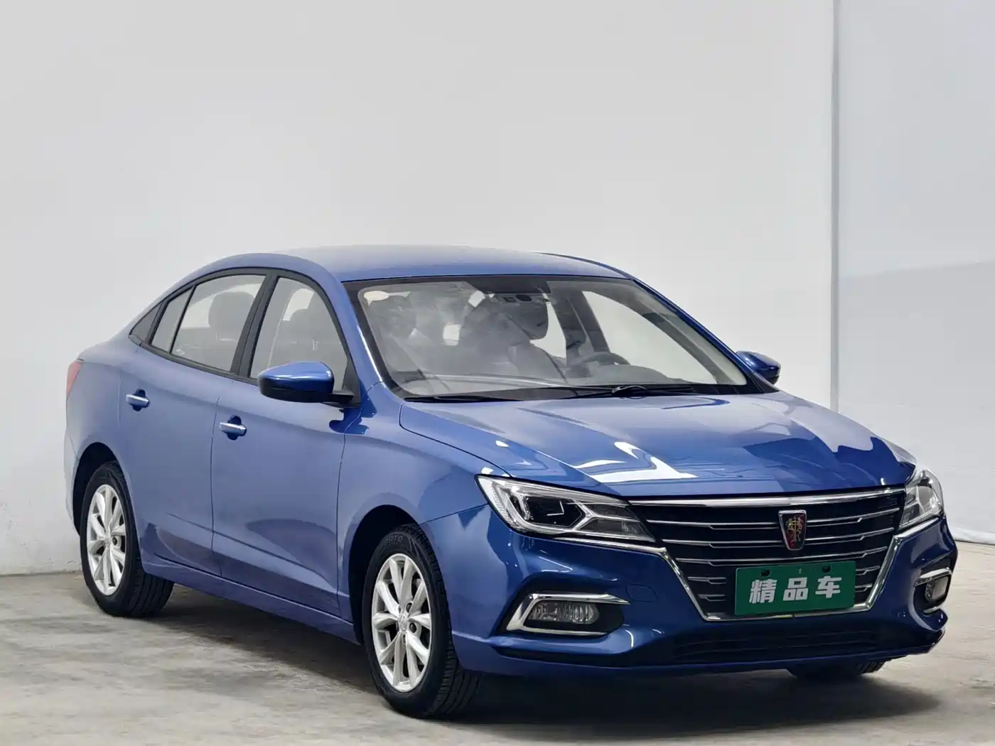 Фото 3 - Roewe i5
