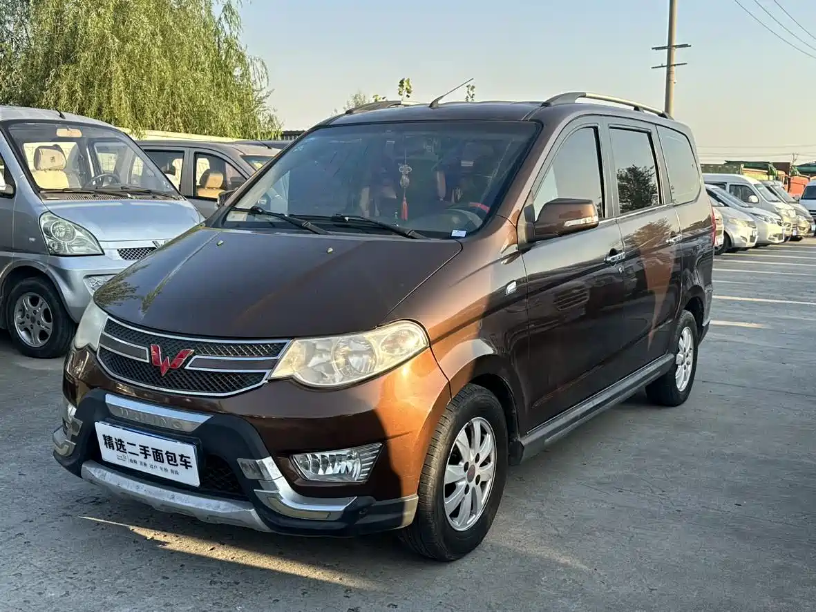 Wuling Motors Wuling Hongguang 2015 — пригон из Китая
