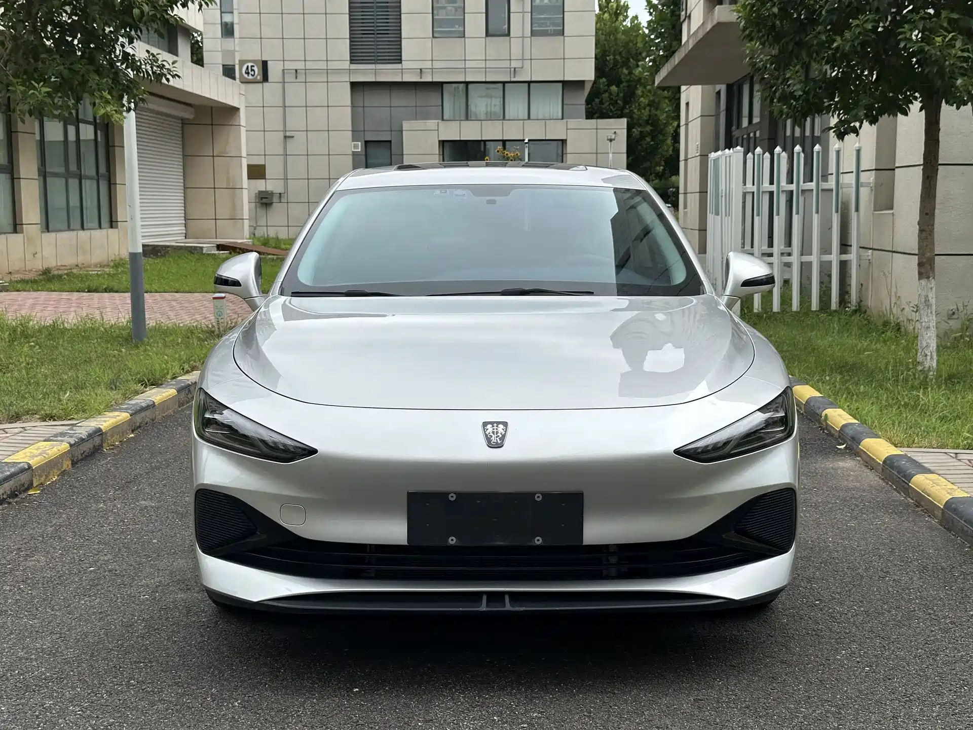 Фото 2 - Roewe D7