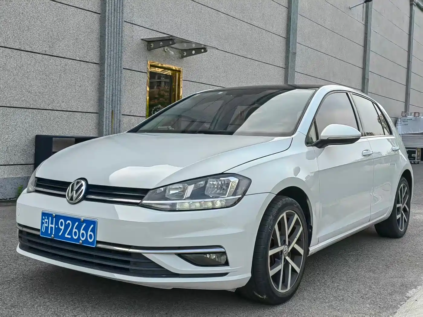 Volkswagen Golf 2018 230TSI Automatic Luxury