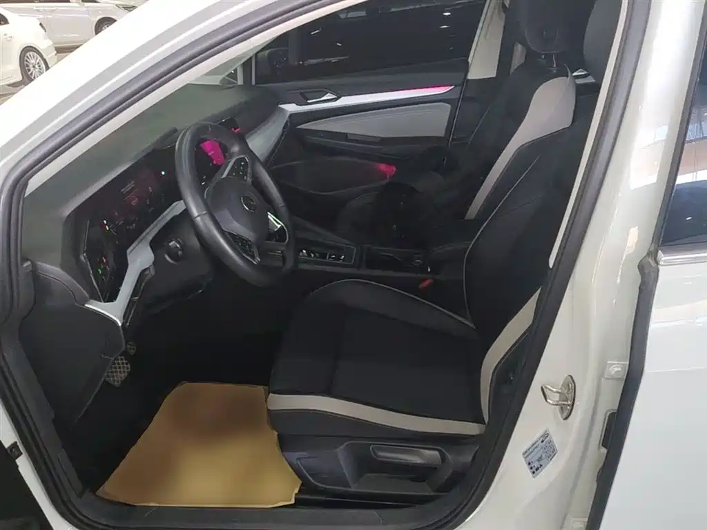 Volkswagen Golf 2021 280TSI DSG Pro фото 15