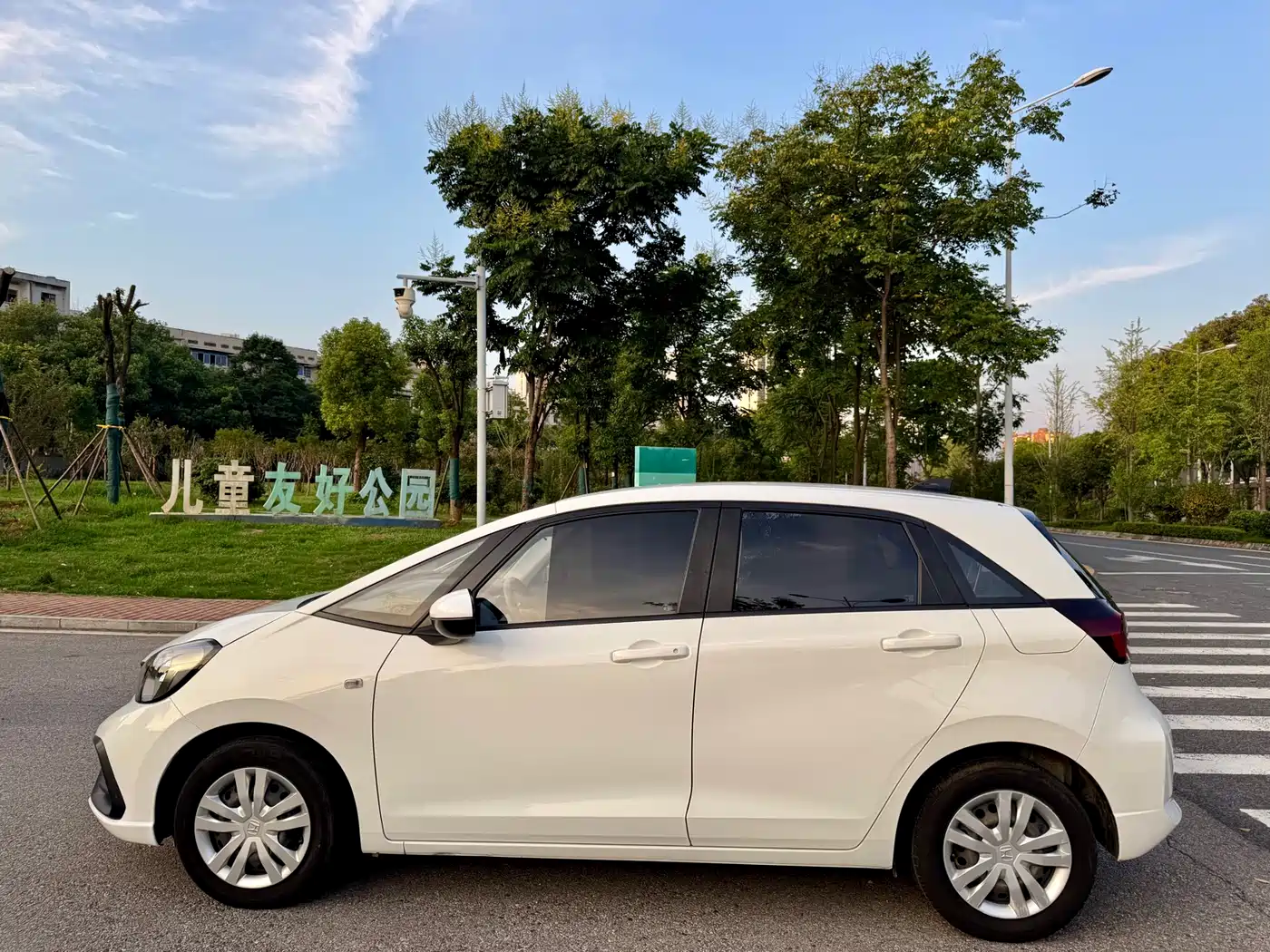 Фото 13 - Honda Fit